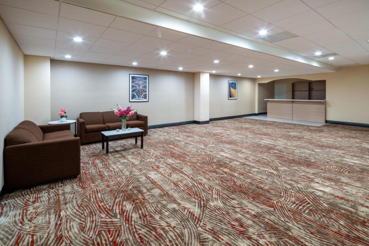 Holiday Inn Poughkeepsie By Ihg Buitenkant foto