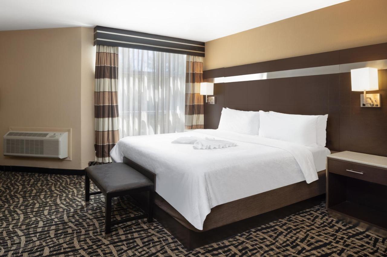 Holiday Inn Poughkeepsie By Ihg Buitenkant foto