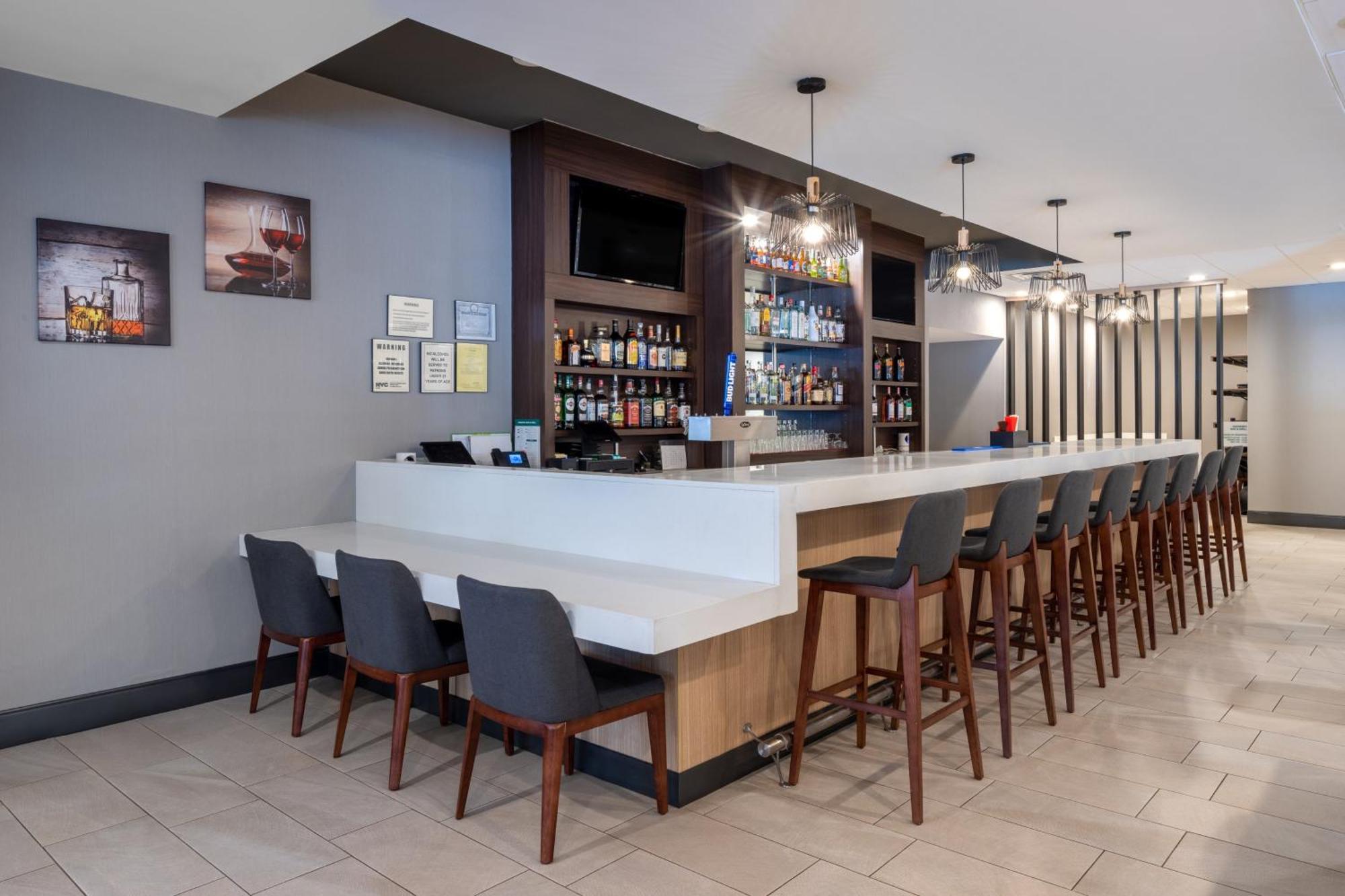 Holiday Inn Poughkeepsie By Ihg Buitenkant foto